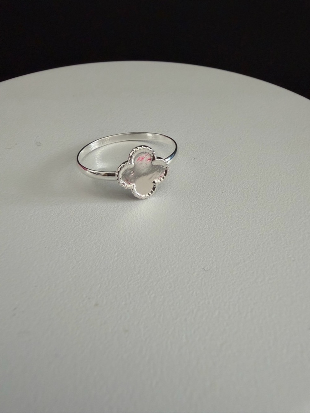 Sterling Silver 925 Clover Motif Ring size 8